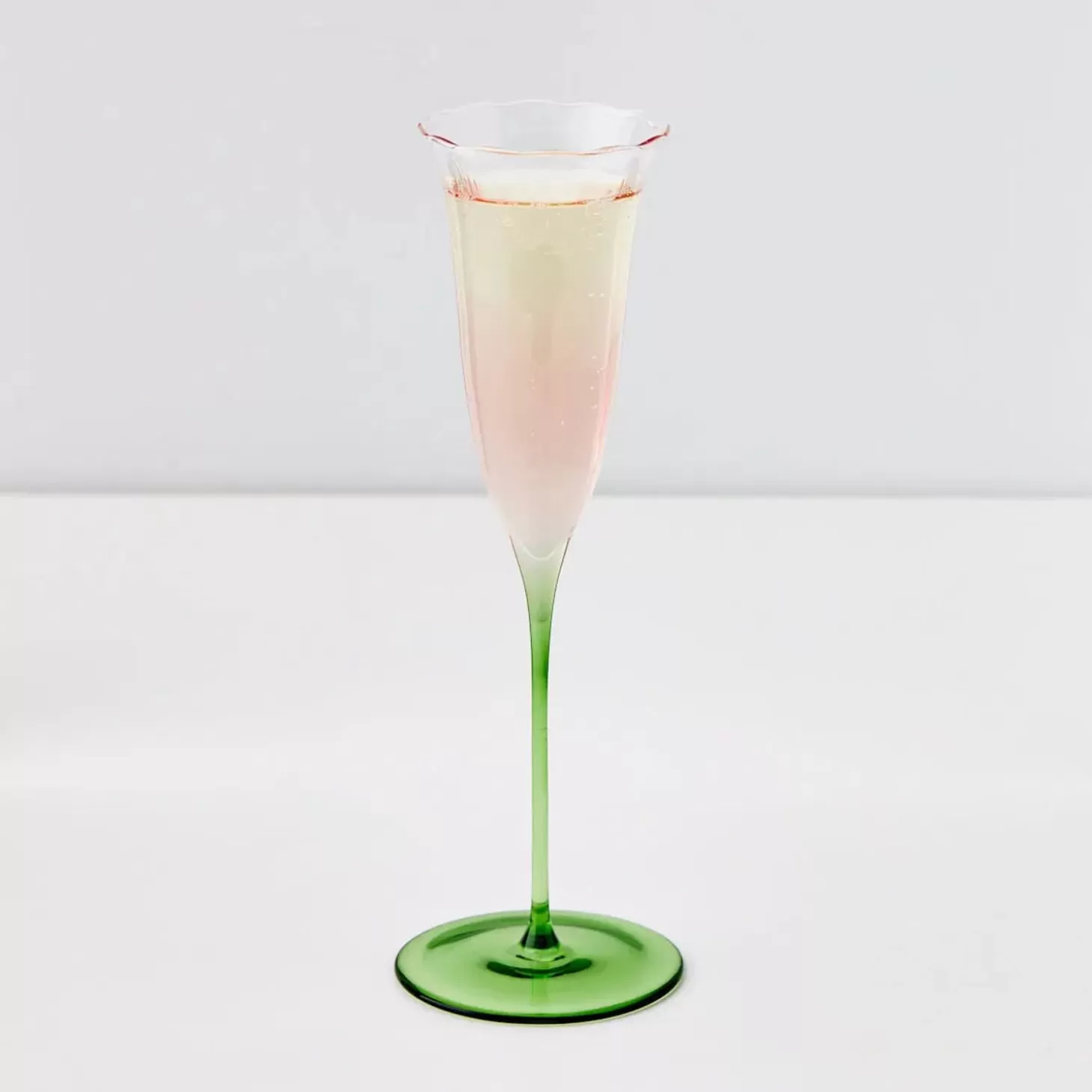 Flash Sale GigiandTom Coloured Bloom Champagne Glass Pink