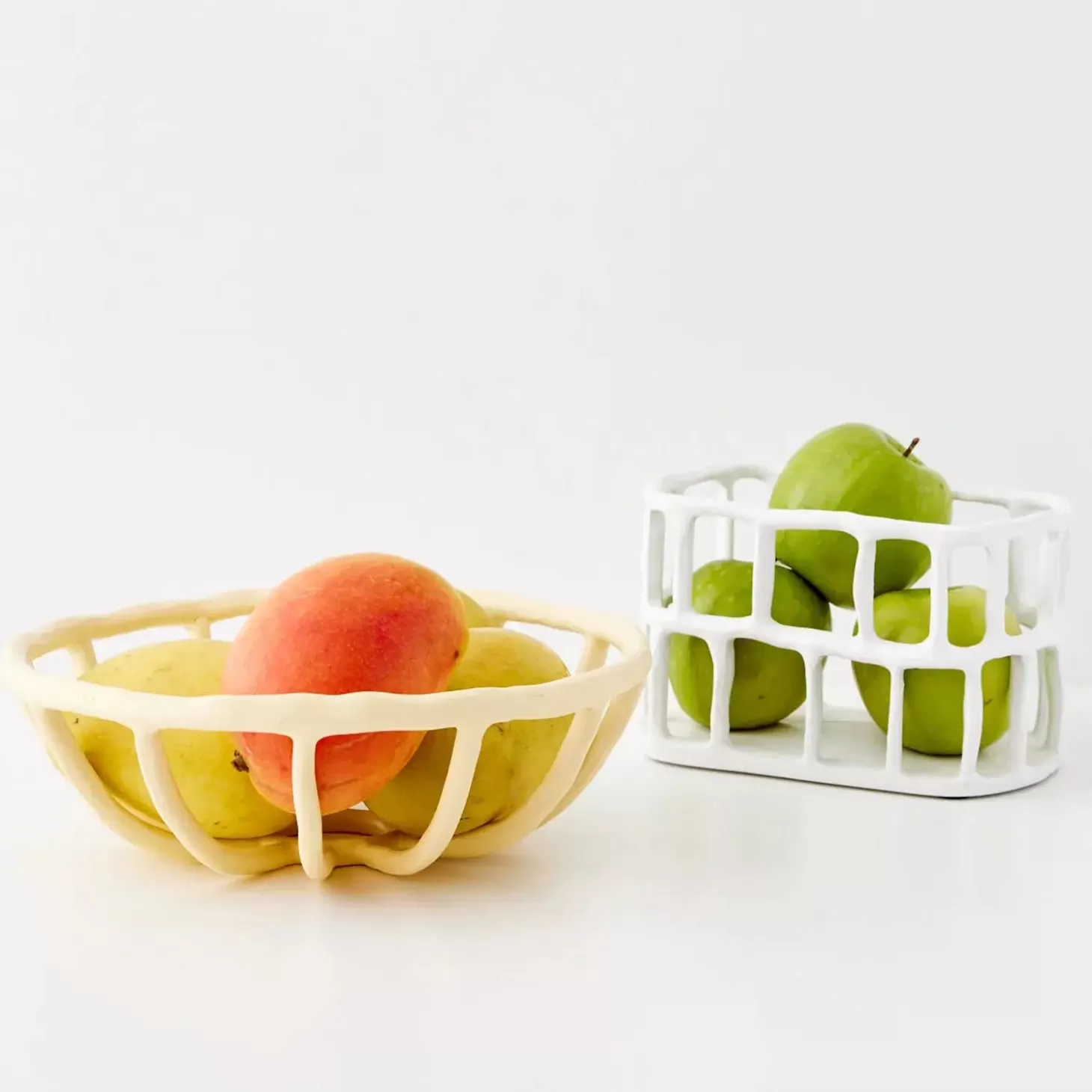 Shop GigiandTom Weave Resin Fruit Bowl White